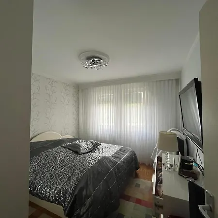 Appartement Lelaapartman *